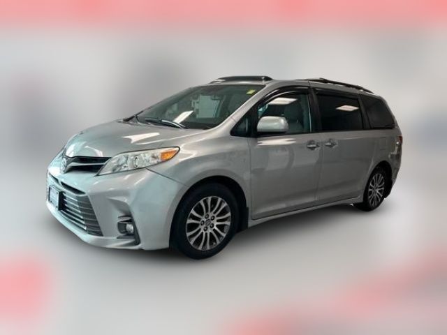 2019 Toyota Sienna 