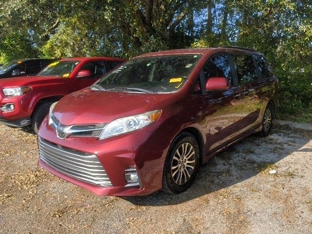 2019 Toyota Sienna 