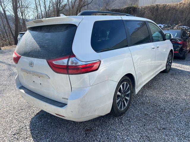 2019 Toyota Sienna Limited Premium