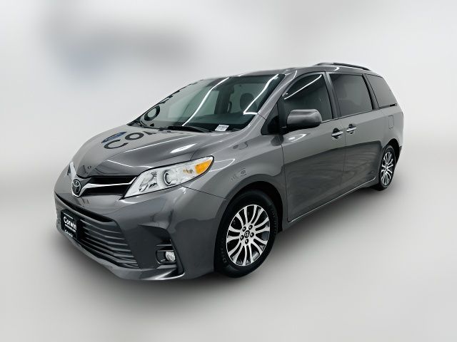 2019 Toyota Sienna 