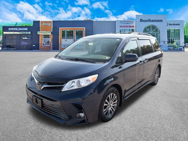 2019 Toyota Sienna XLE Premium