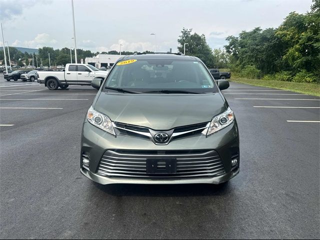 2019 Toyota Sienna XLE