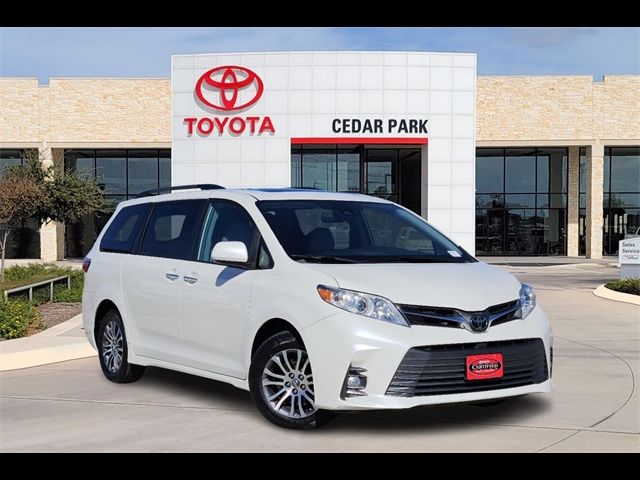 2019 Toyota Sienna 