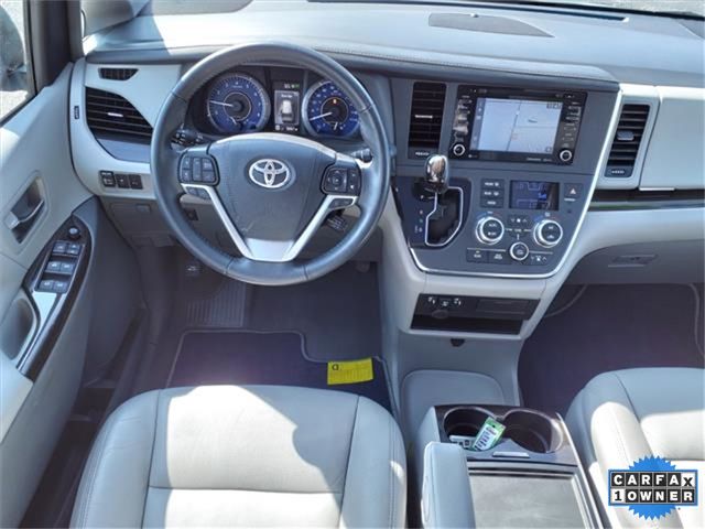 2019 Toyota Sienna XLE