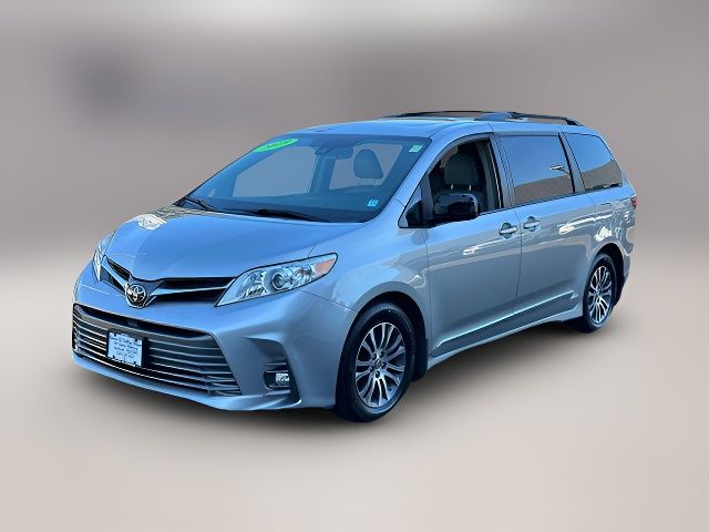 2019 Toyota Sienna 