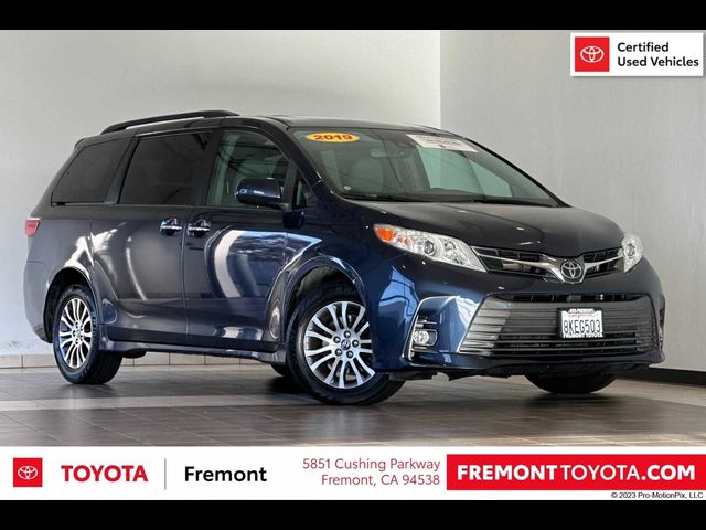 2019 Toyota Sienna 