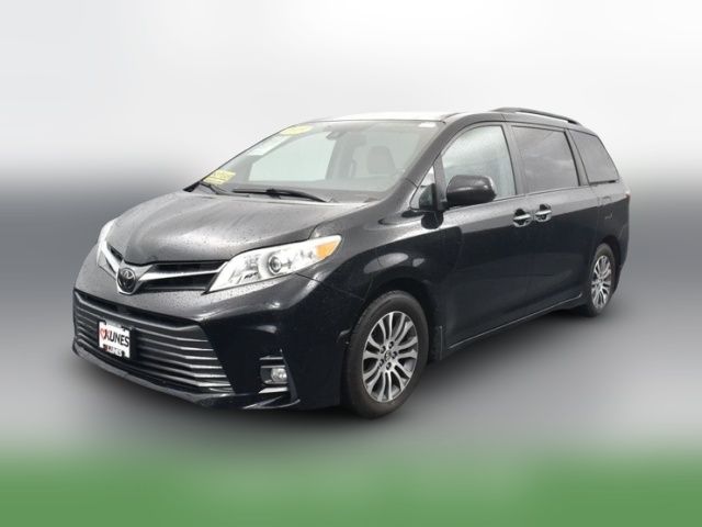 2019 Toyota Sienna Limited Premium