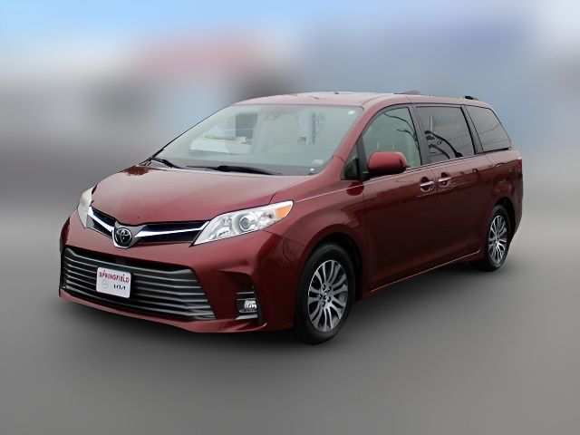 2019 Toyota Sienna 