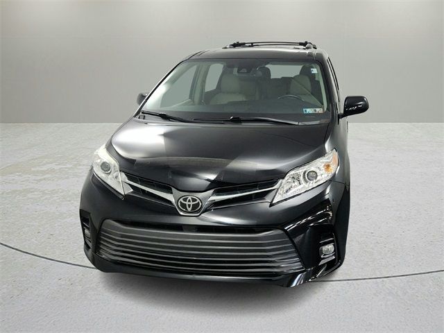 2019 Toyota Sienna XLE Premium