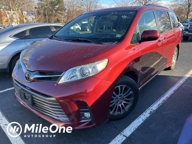 2019 Toyota Sienna 