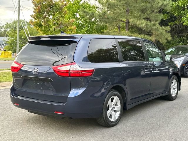 2019 Toyota Sienna L