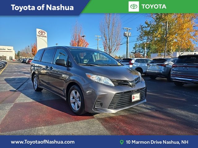 2019 Toyota Sienna L