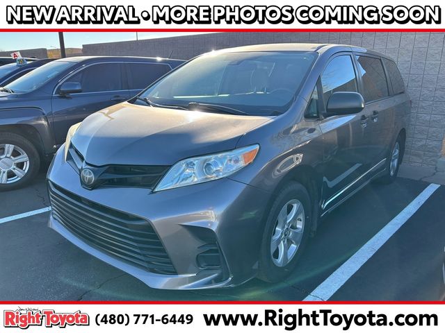 2019 Toyota Sienna L