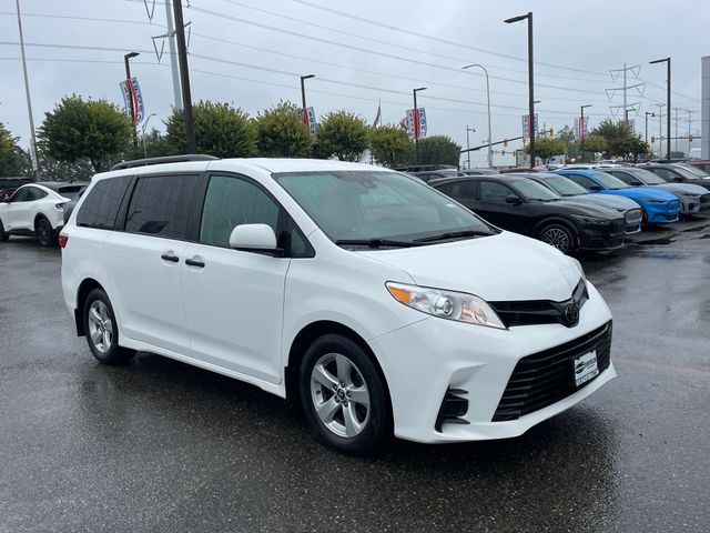 2019 Toyota Sienna L