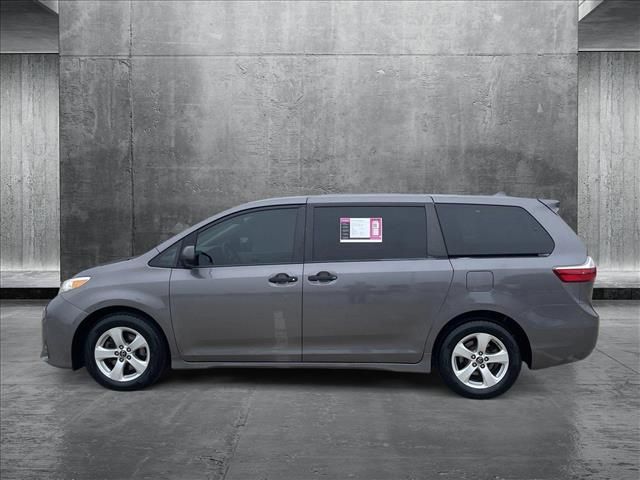 2019 Toyota Sienna L