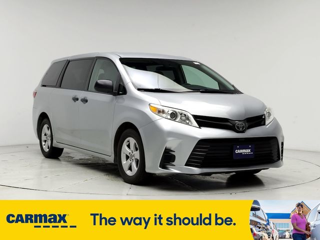 2019 Toyota Sienna L