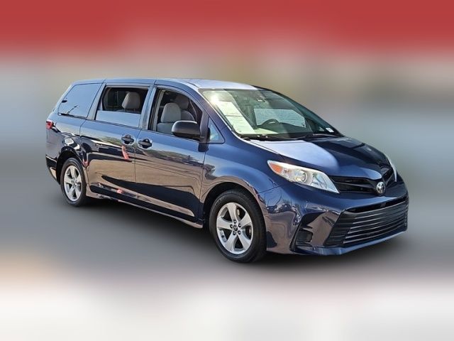 2019 Toyota Sienna L