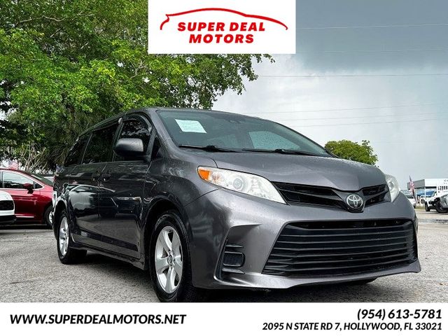 2019 Toyota Sienna L