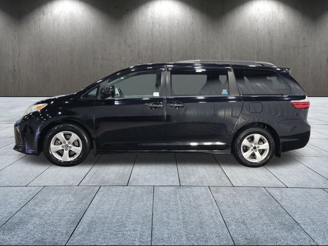 2019 Toyota Sienna L