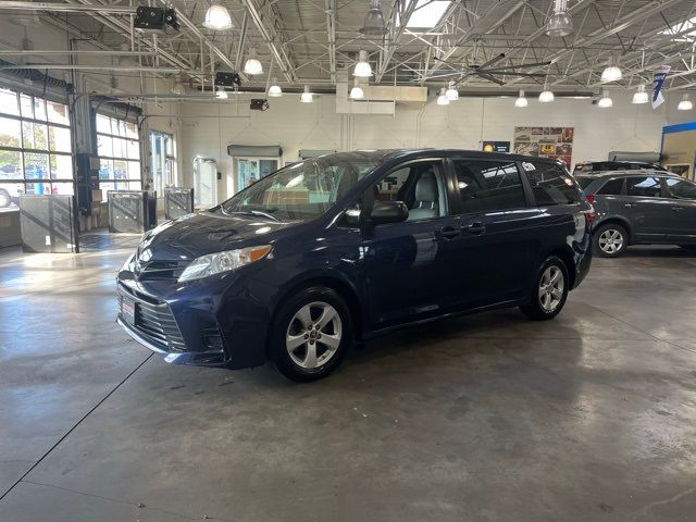 2019 Toyota Sienna L