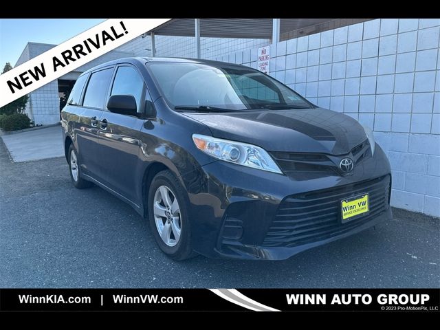 2019 Toyota Sienna L