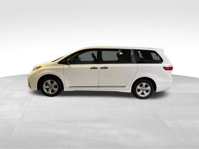 2019 Toyota Sienna L