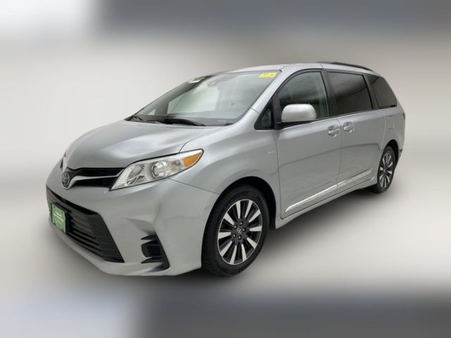 2019 Toyota Sienna LE