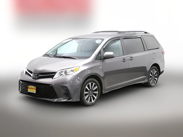 2019 Toyota Sienna LE