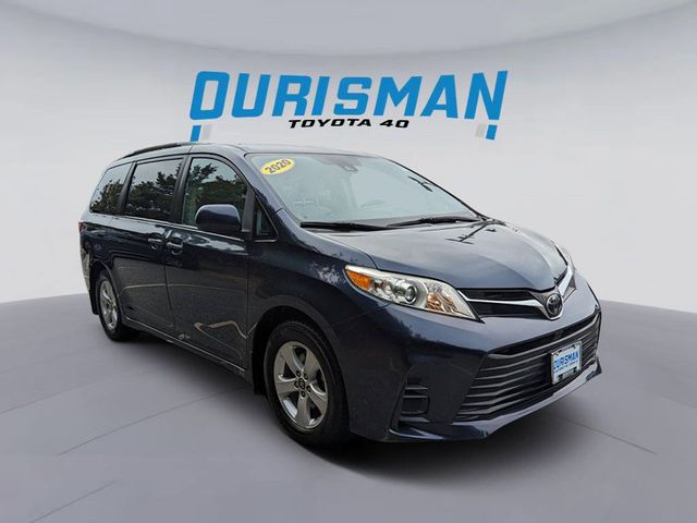 2019 Toyota Sienna LE