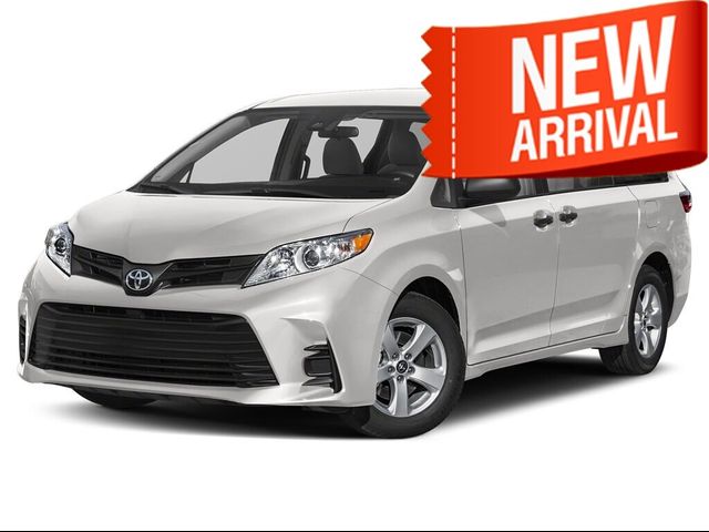 2019 Toyota Sienna LE