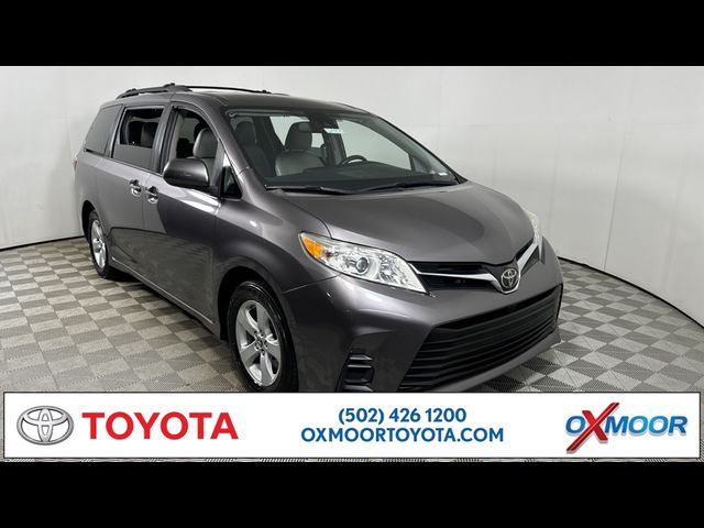 2019 Toyota Sienna 