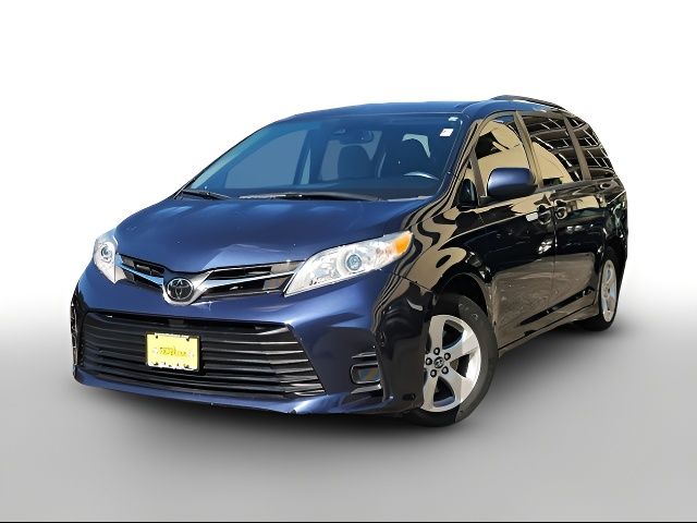 2019 Toyota Sienna LE