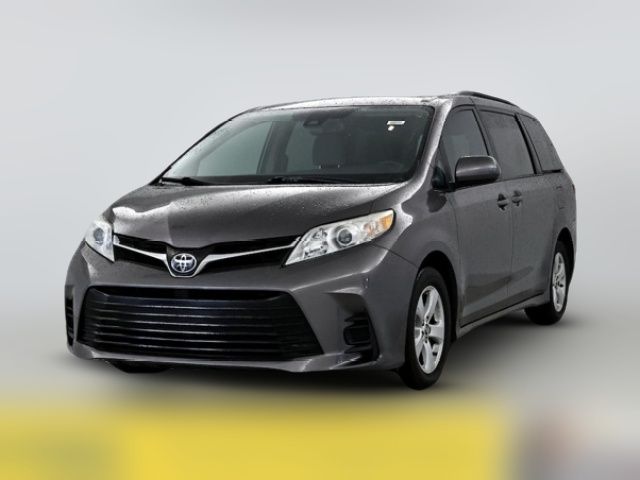 2019 Toyota Sienna LE