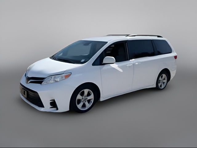 2019 Toyota Sienna LE