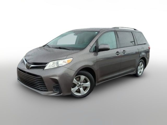 2019 Toyota Sienna LE