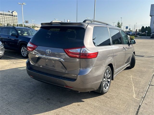 2019 Toyota Sienna Limited