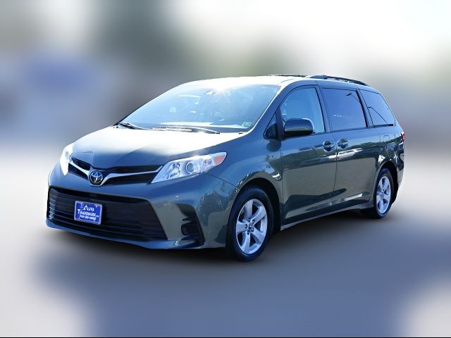 2019 Toyota Sienna 