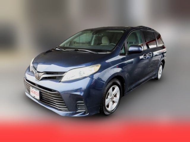 2019 Toyota Sienna 