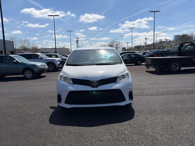 2019 Toyota Sienna L