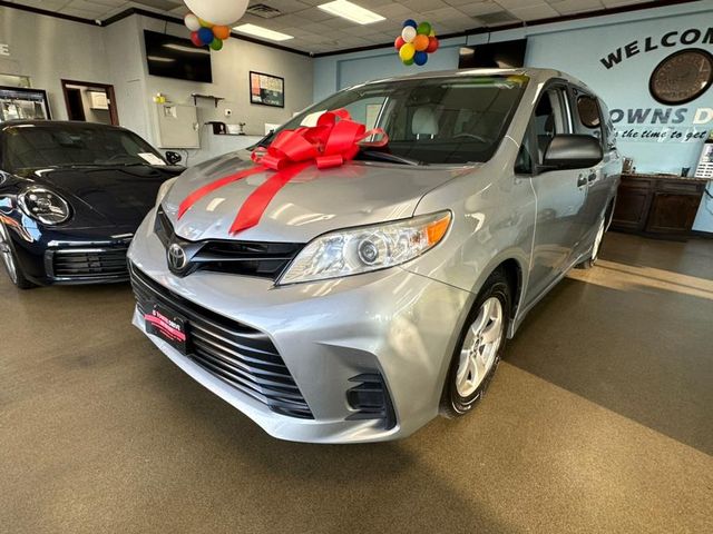 2019 Toyota Sienna L