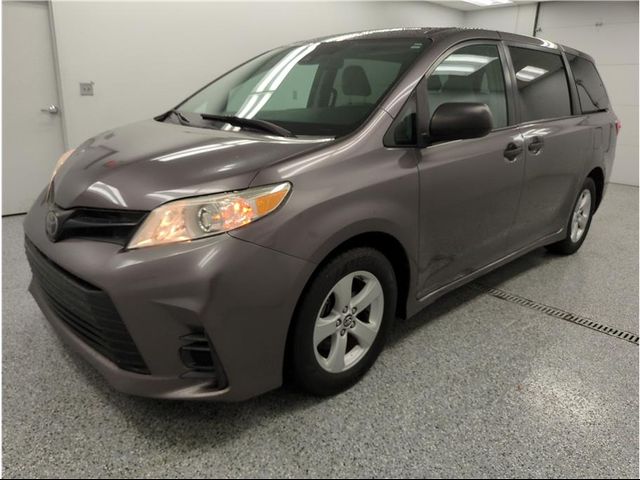 2019 Toyota Sienna L