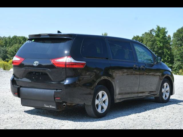 2019 Toyota Sienna L