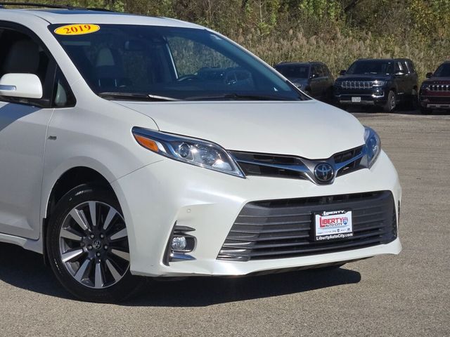 2019 Toyota Sienna 