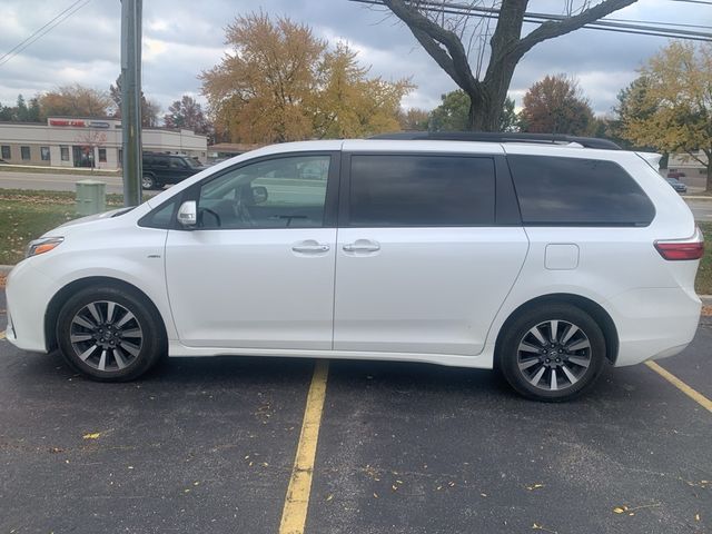 2019 Toyota Sienna Limited