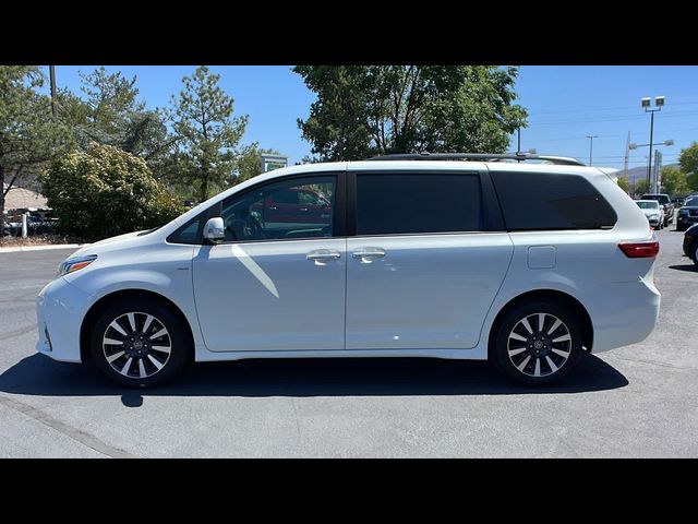 2019 Toyota Sienna Limited Premium