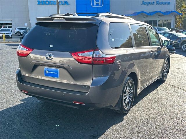 2019 Toyota Sienna Limited