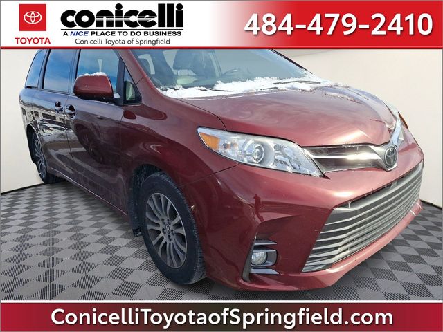 2019 Toyota Sienna 