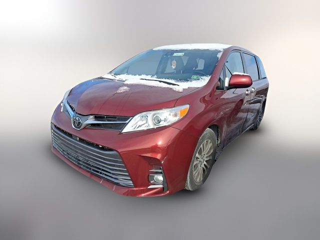 2019 Toyota Sienna 