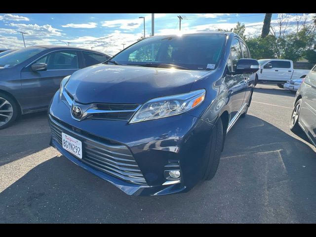 2019 Toyota Sienna Limited Premium