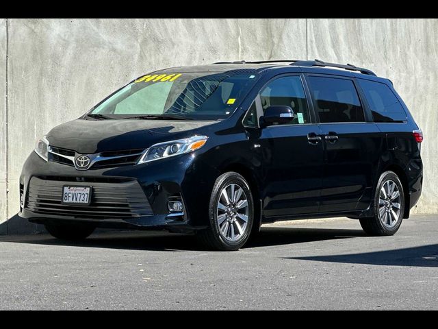 2019 Toyota Sienna Limited Premium